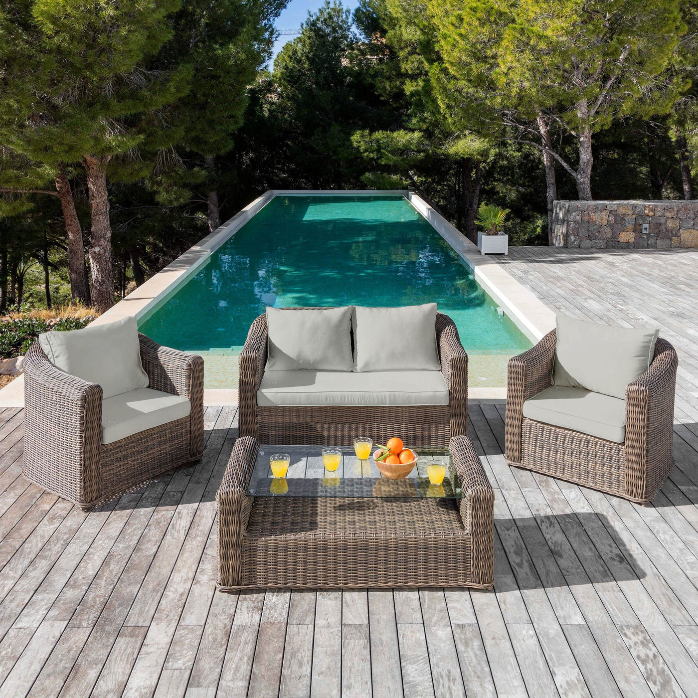 Coussins de remplacement pour salon de jardin Calvi 4 places, fauteuils et canapés, couleur taupe, marque Meublot