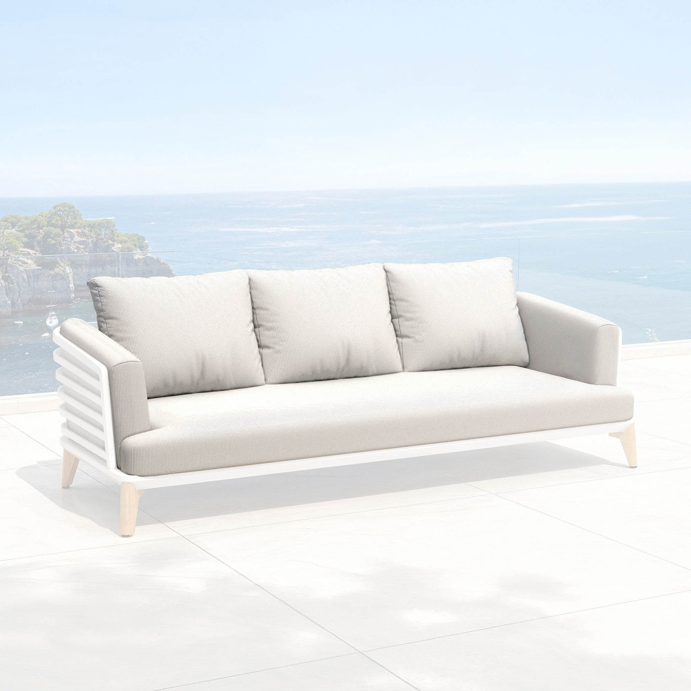 Housse de coussin pour canapé 3 places Monte Carlo, style blanc et gris nuage, de la marque Meublot, en tissu élégant.