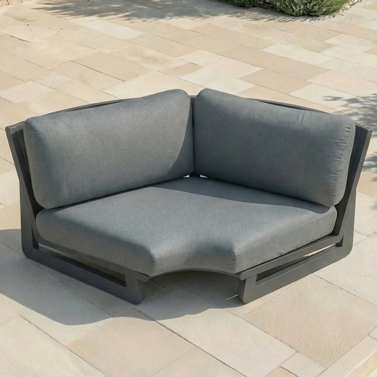 Salon de jardin d'angle Long Beach 5 places Meublot, ensemble de meubles en bois et coussins pour extérieur.