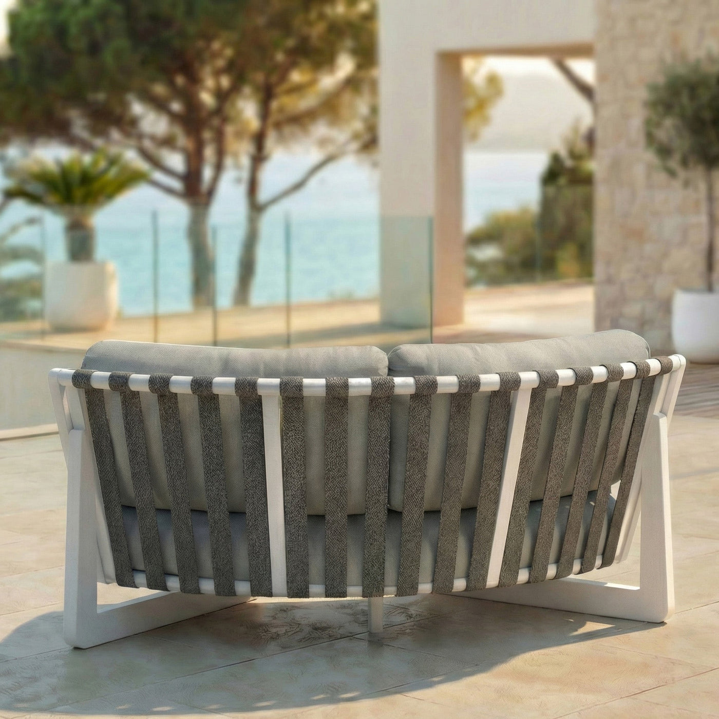 Salon de jardin d'angle Long Beach Meublot pour 5 personnes, ensemble de mobilier extérieur en bois et coussins confortables.
