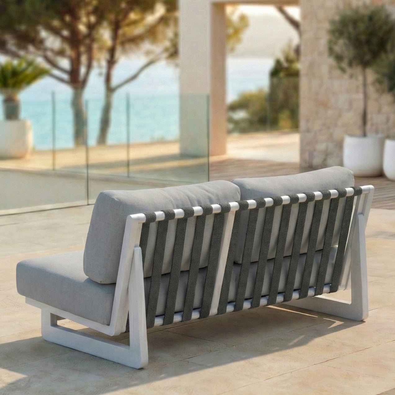 Salon de jardin Long Beach Meublot pour 4 personnes, ensemble de meubles d'extérieur avec table et chaises en bois et métal.