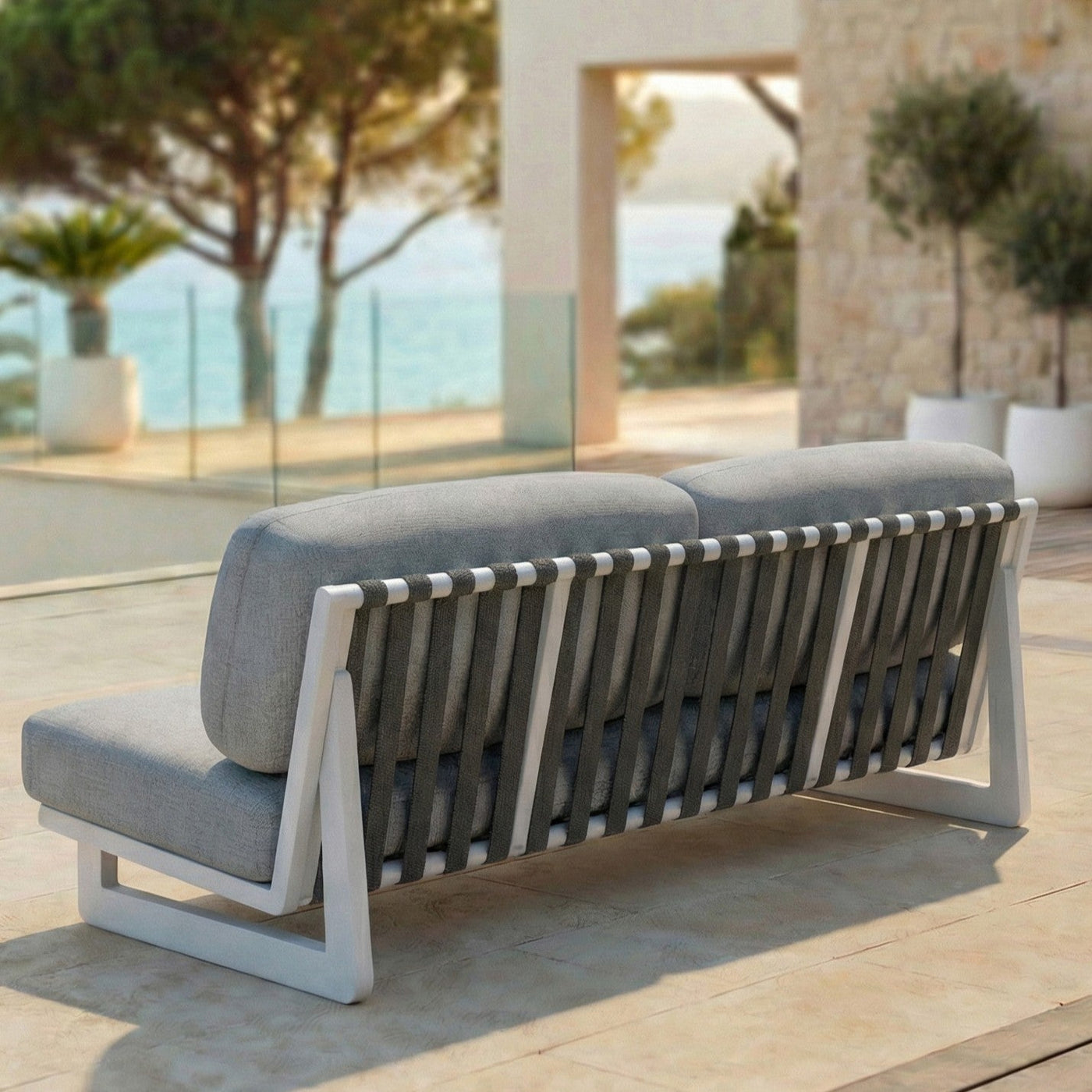 Salon de jardin Long Beach Meublot pour 7 personnes, ensemble de meubles en résine tressée avec table et chaises.