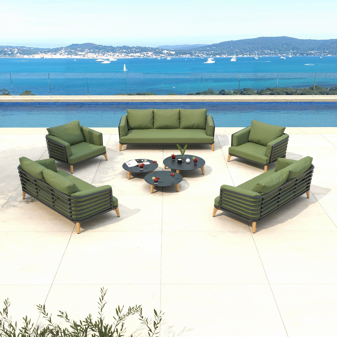 Salon de jardin Monte Carlo 9 places de Meublot avec table et chaises en vert anthracite pour extérieur