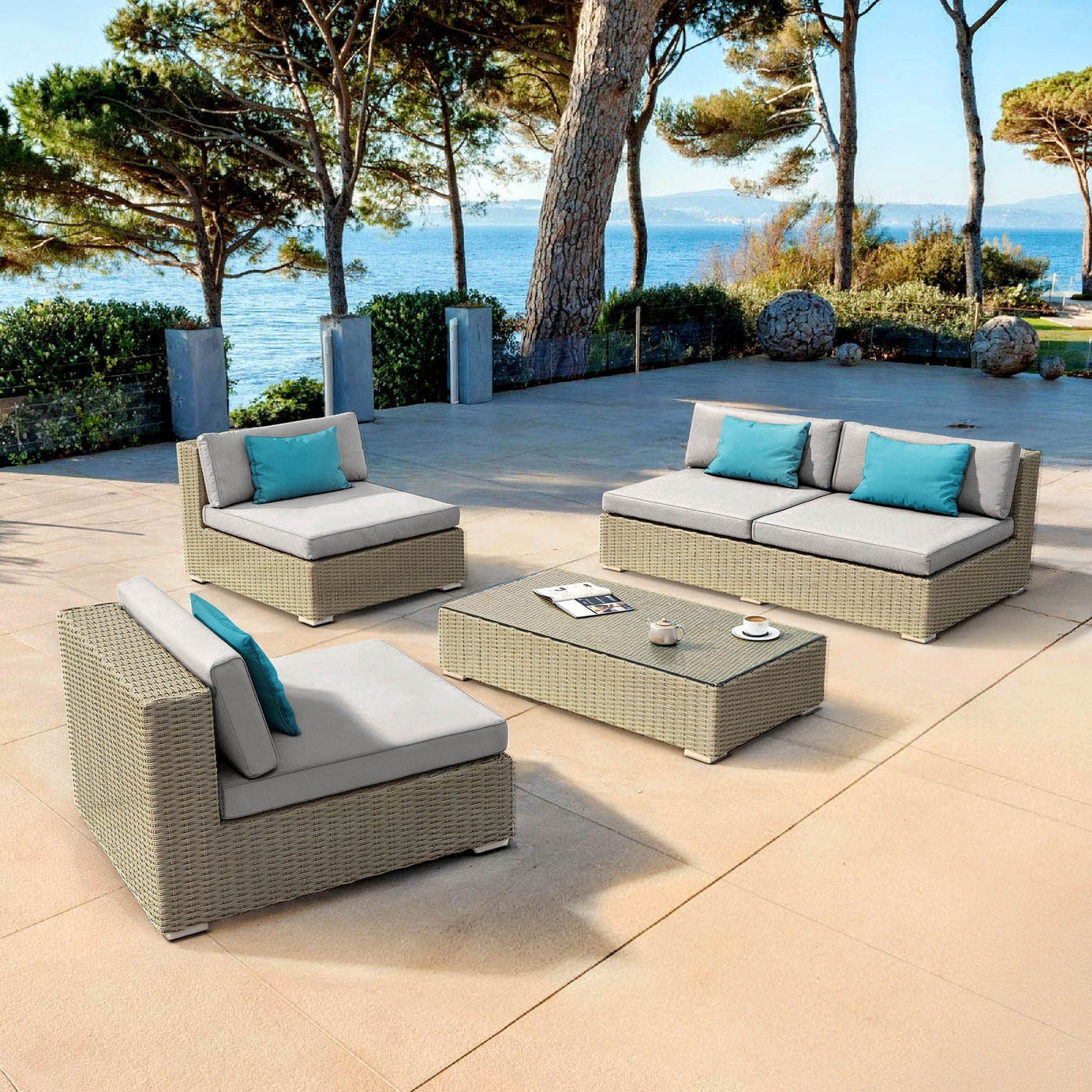 Salon de jardin Palma Meublot 4 places avec fauteuils gris et table en métal, idéal pour l'extérieur.