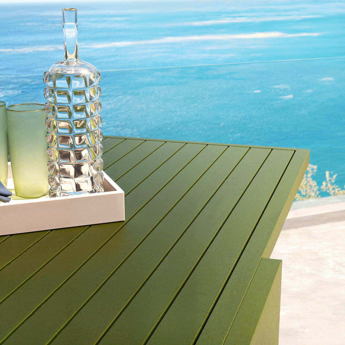 Table de jardin extensible Murano en aluminium vert, pouvant accueillir 12 personnes, grande surface de 320x100 cm.