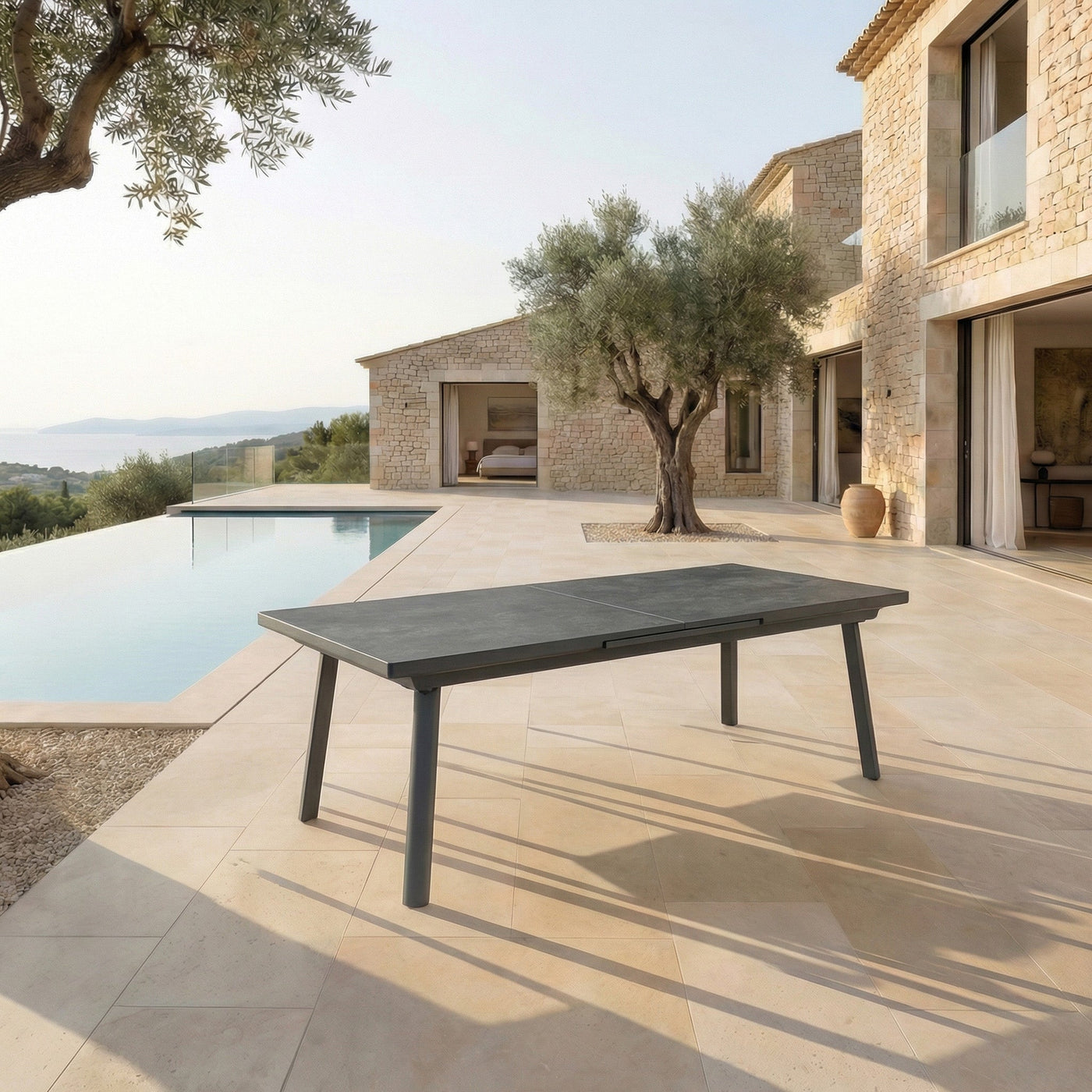 Table de jardin extensible automatique Meublot en aluminium Amalfi 12 places, avec surface de 240/300x96cm.