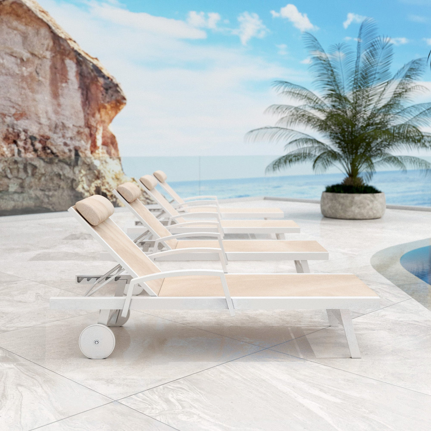 Transat Pirae beige de Meublot, bain de soleil en bois avec coussin confortable, idéal pour l'extérieur.