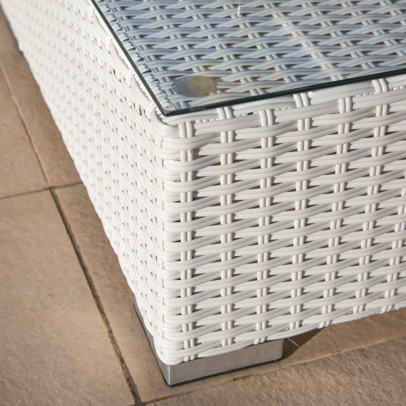 Salon de jardin Palma de Meublot avec 5 places, ensemble de meubles extérieur en bois et tissu pour extérieur.