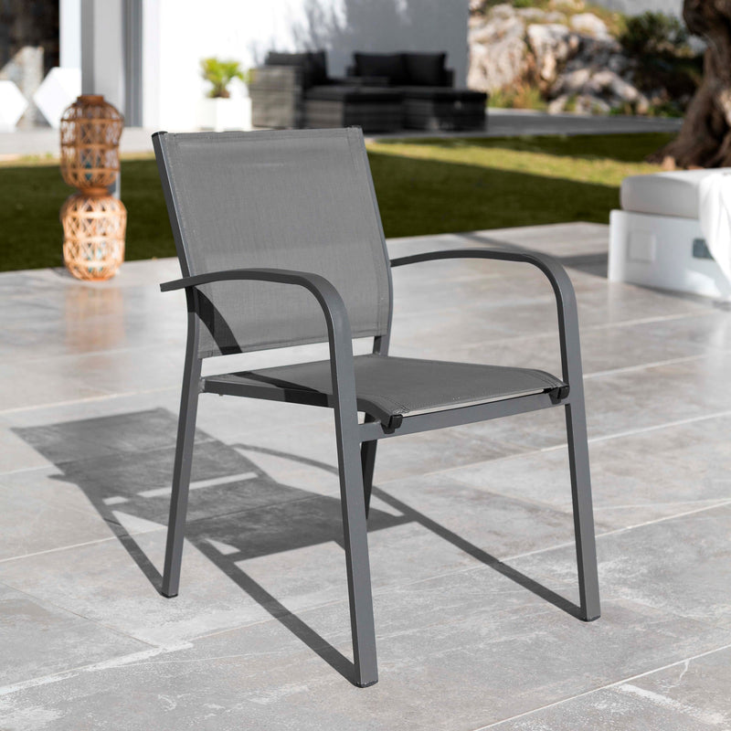 Fauteuil de jardin en aluminium empilable Murano gris anthracite, fauteuil d'extérieur léger et moderne de la marque Meublot.