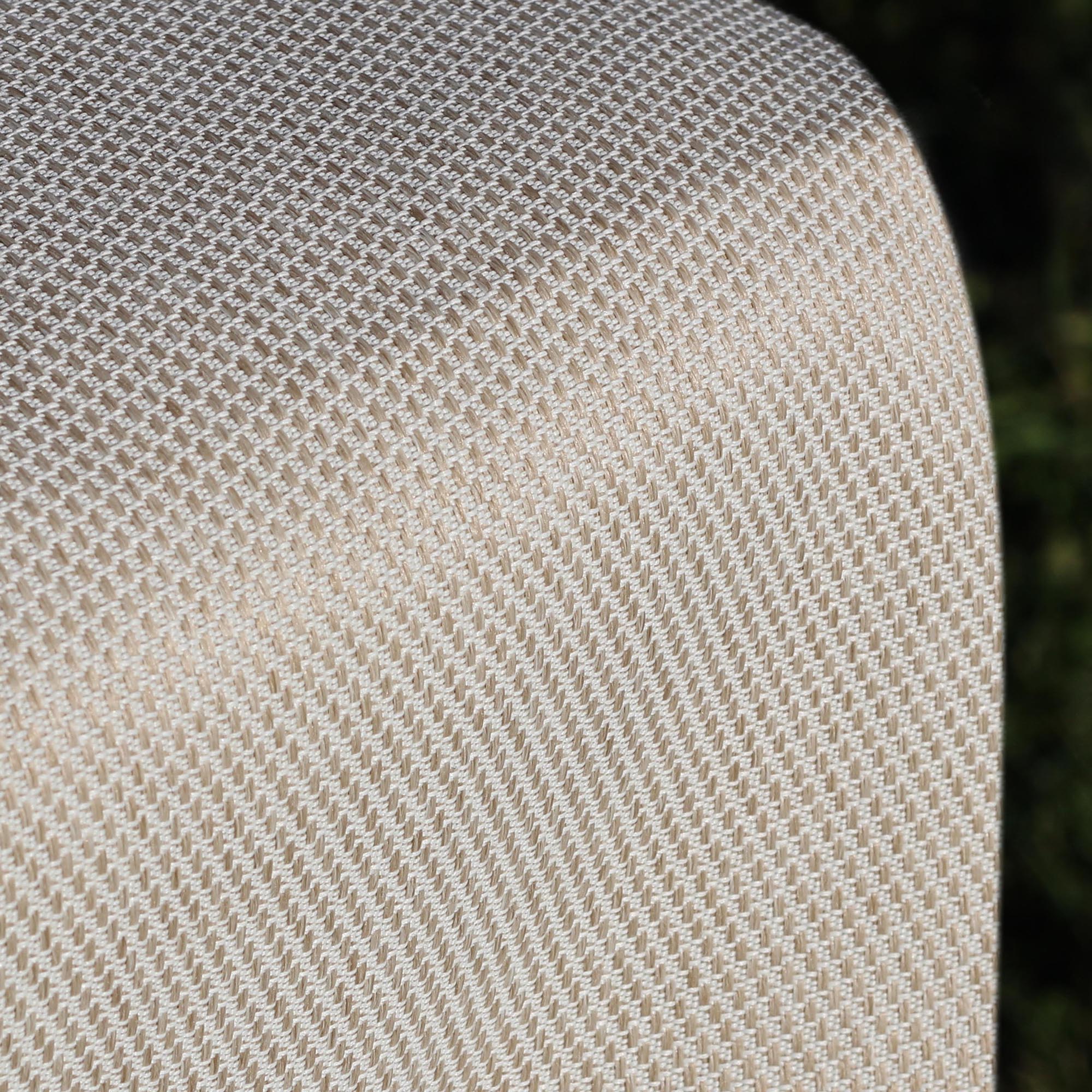 Housse de coussin pour canapé 2 places Monte Carlo, tissu beige avec motif doux, de la marque Meublot.