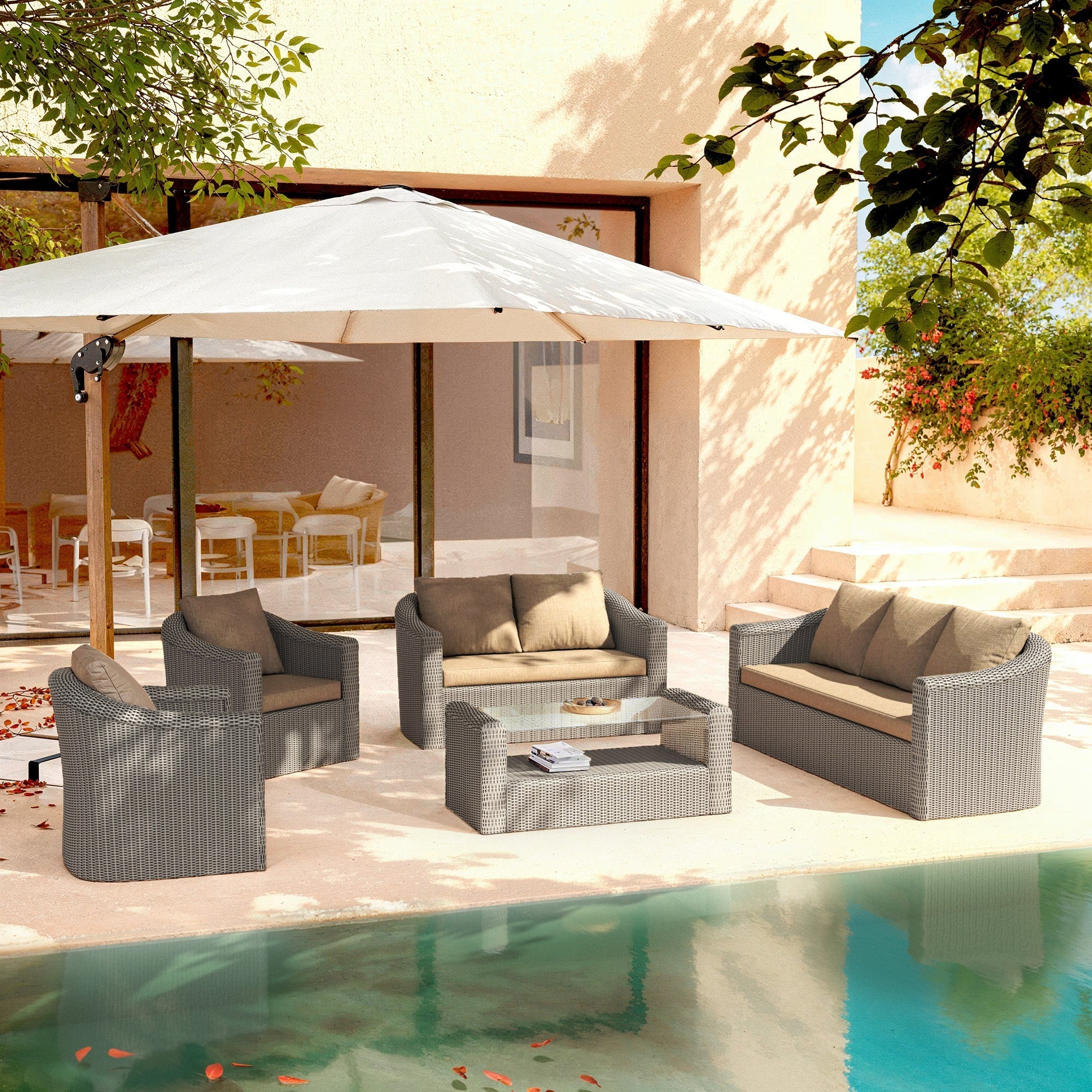 Salon de jardin Calvi 7 places de Meublot avec canapé et fauteuils en tissu gris taupe, idéal pour l'extérieur.