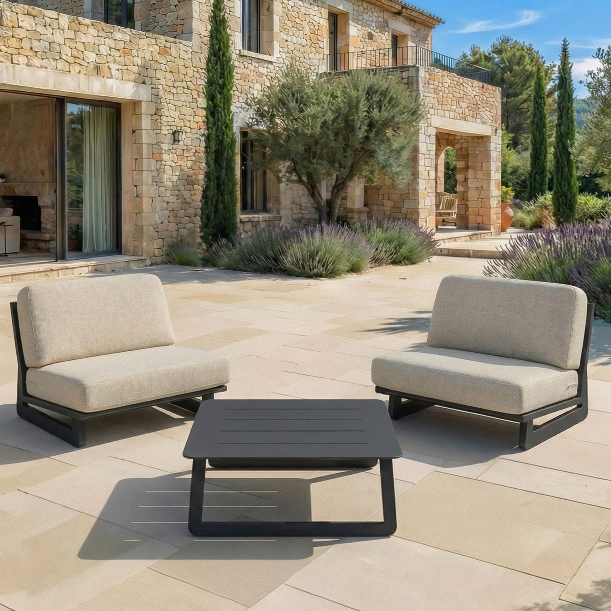 Fauteuil de salon de jardin Long Beach 2 places de la marque Meublot, en bois et coussins, pour espace extérieur élégant.