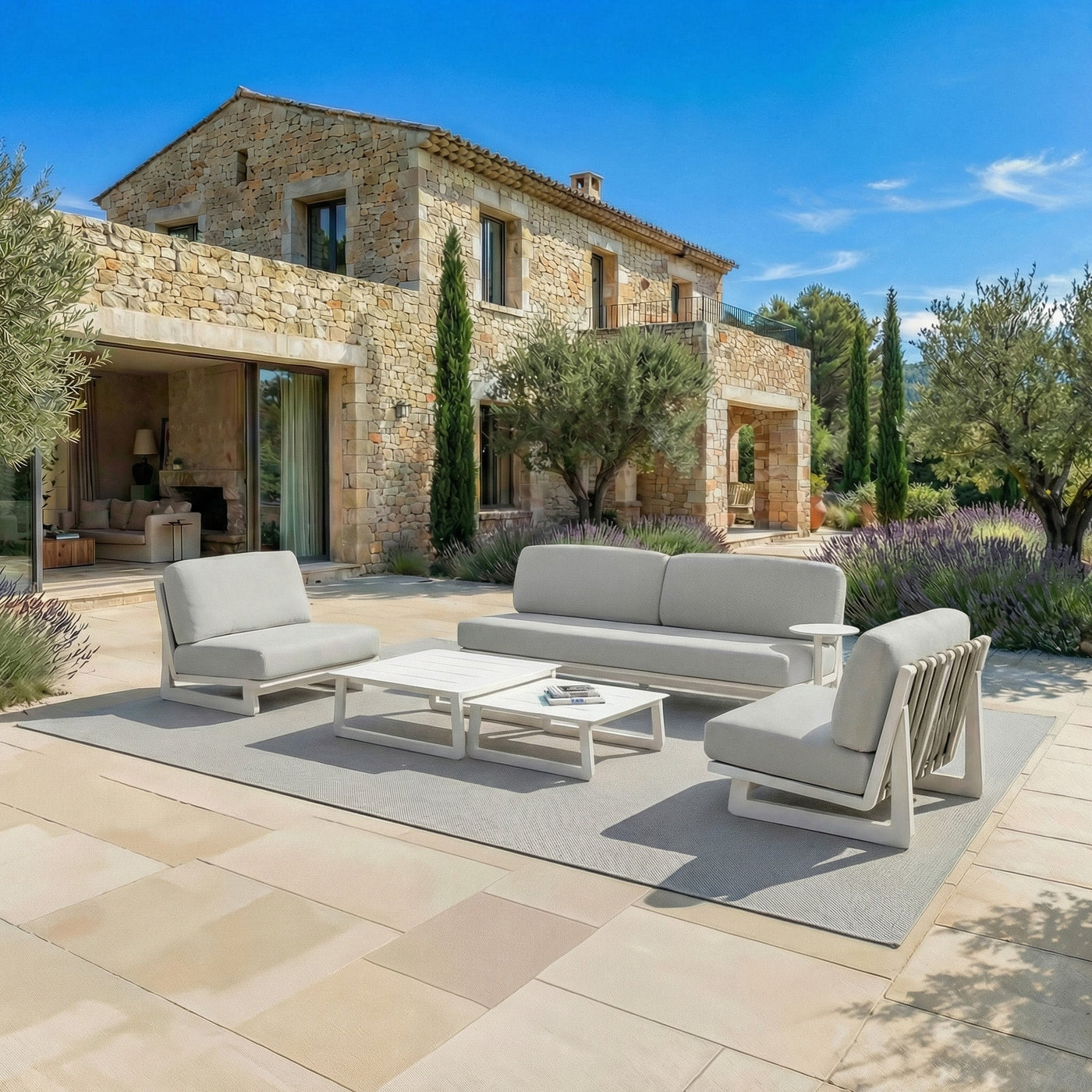 Salon de jardin Long Beach pour 5 personnes, ensemble de meubles d'extérieur Meublot avec table et chaises en bois.