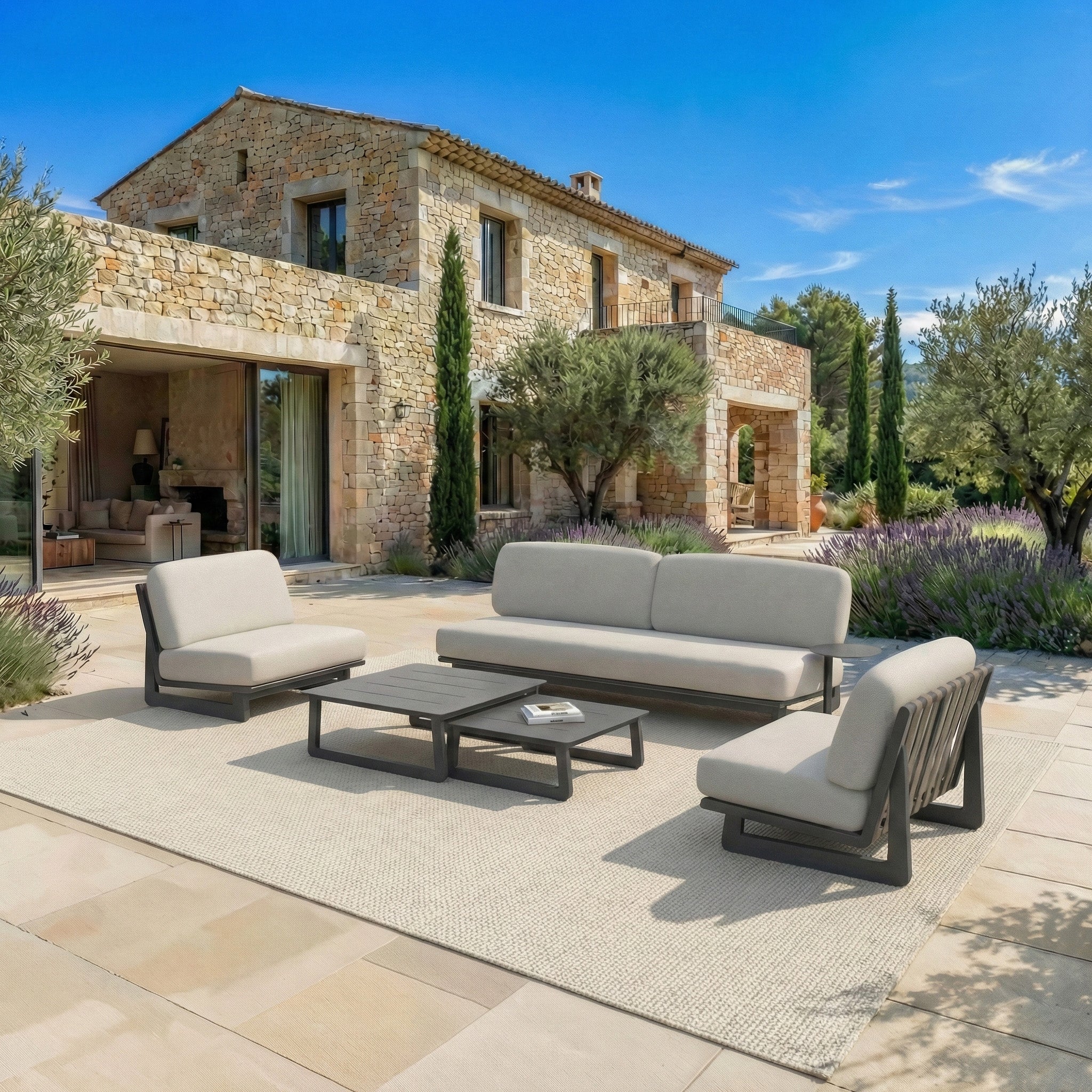 Salon de jardin Long Beach Meublot pour 5 personnes, ensemble outdoor avec table et chaises en bois élégant.