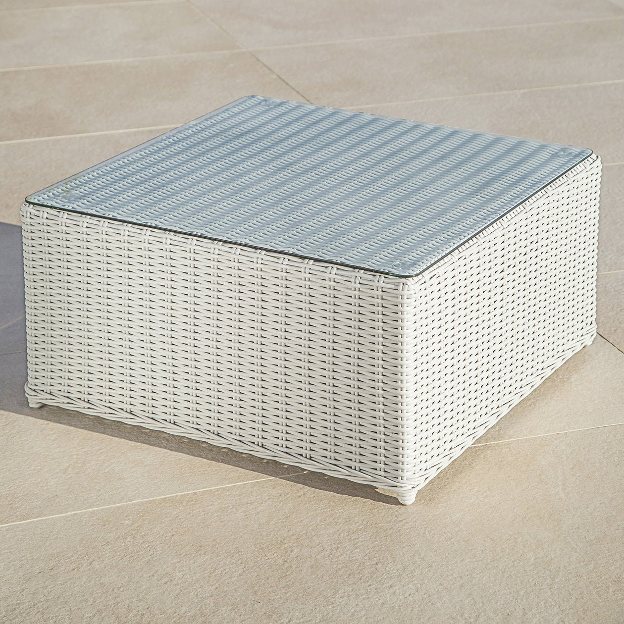 Table basse de jardin carrée blanche Meublot, 70x70cm, salon d'extérieur en métal pour terrasse ou jardin.