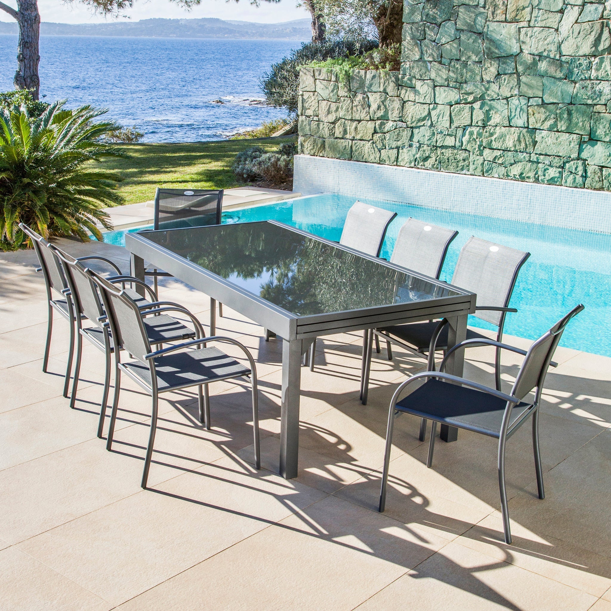 Table de jardin extensible Meublot en verre Murano gris anthracite, table extérieure pour 10 personnes, dimensions 270x90 cm